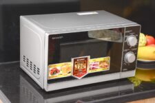 LÒ VI SÓNG SHARP CÓ NƯỚNG R-G222VN-S