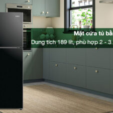Tủ lạnh Aqua Inverter 189 lít AQR-T220FA(FB) - Mặt cửa tủ bằng thép bền bỉ, dung tích 189 lít phù hợp gia đình từ 2 - 3 người